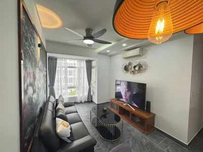 Appartamento con tre camere da letto — Sky Garden 3